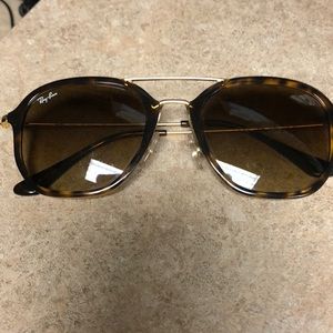 Ray ban gold and brown aviators